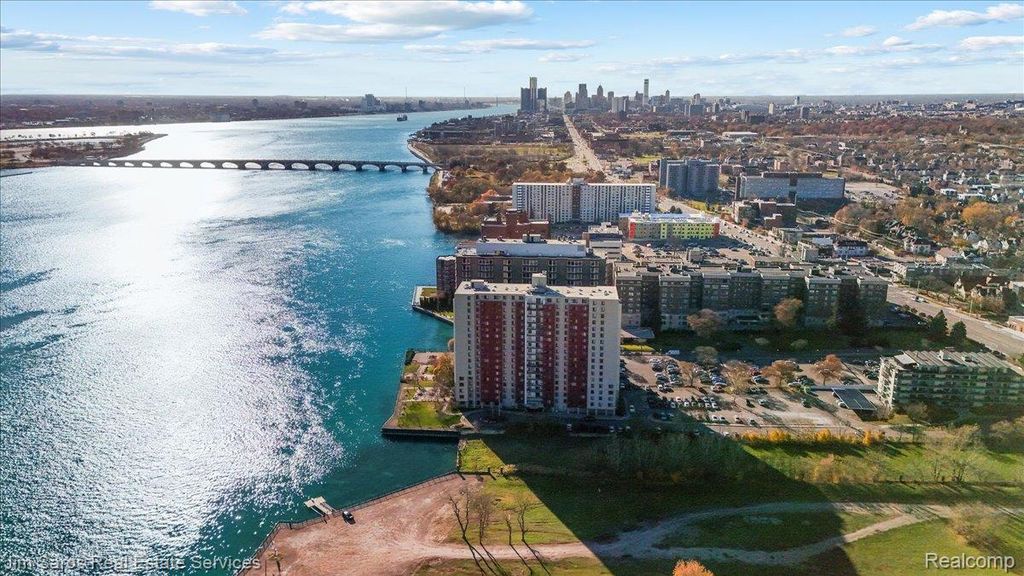 8200 E Jefferson Ave APT 1012, Detroit, MI, Detroit