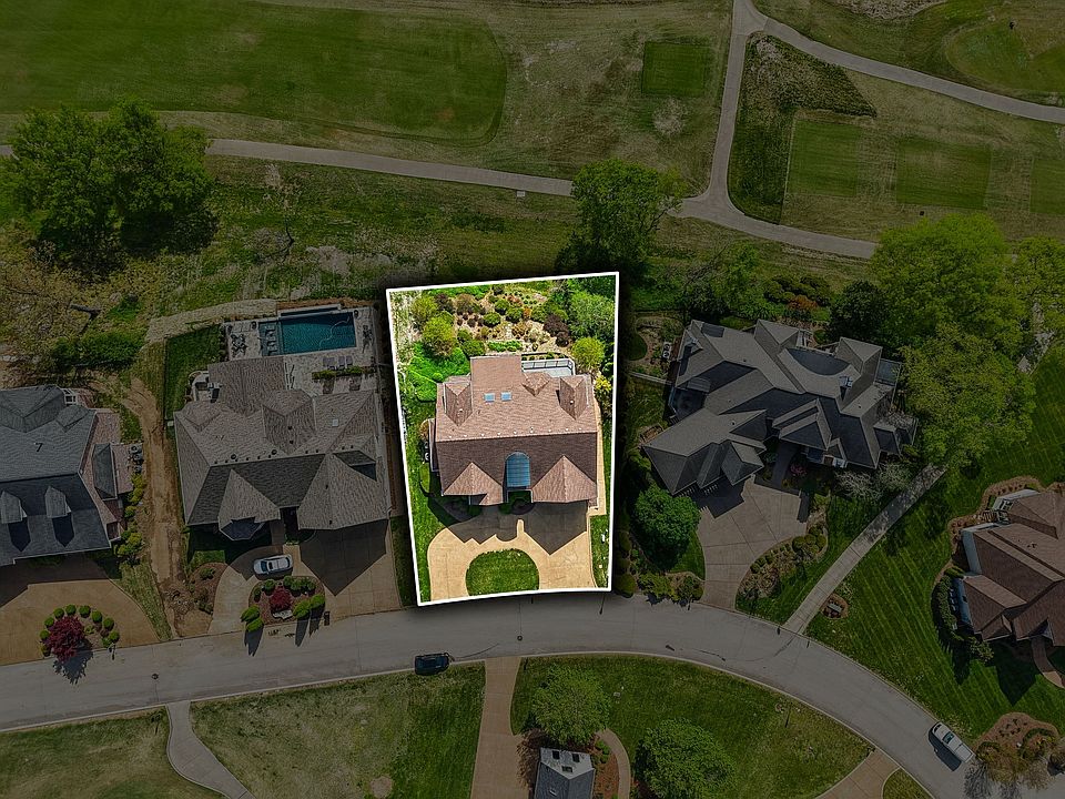 1st image of 236 Gardenridge Dr