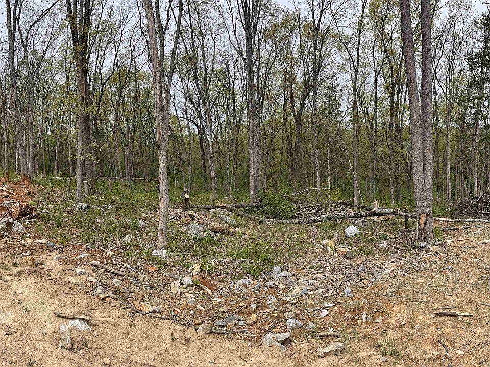 2nd image of 4105 Romney Ct