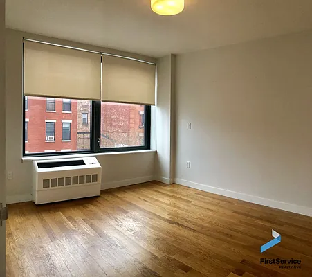 Rented by FirstService Realty (legacy) | media 6