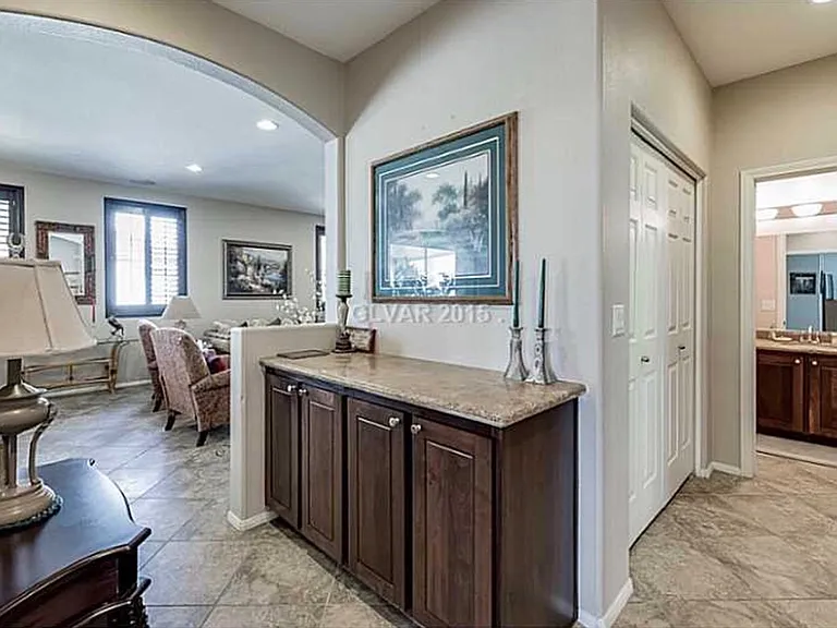 9263 Edgeworth Pl — Photo 17