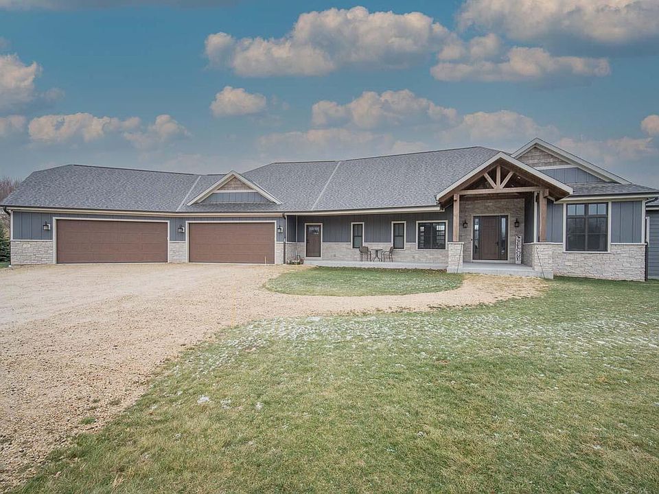 W590 Kettle Moraine DRIVE, Kewaskum, WI 53040 Zillow