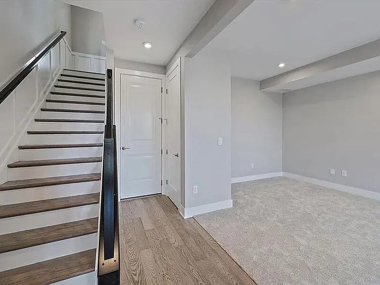 7234 Otley Dr — Photo 36