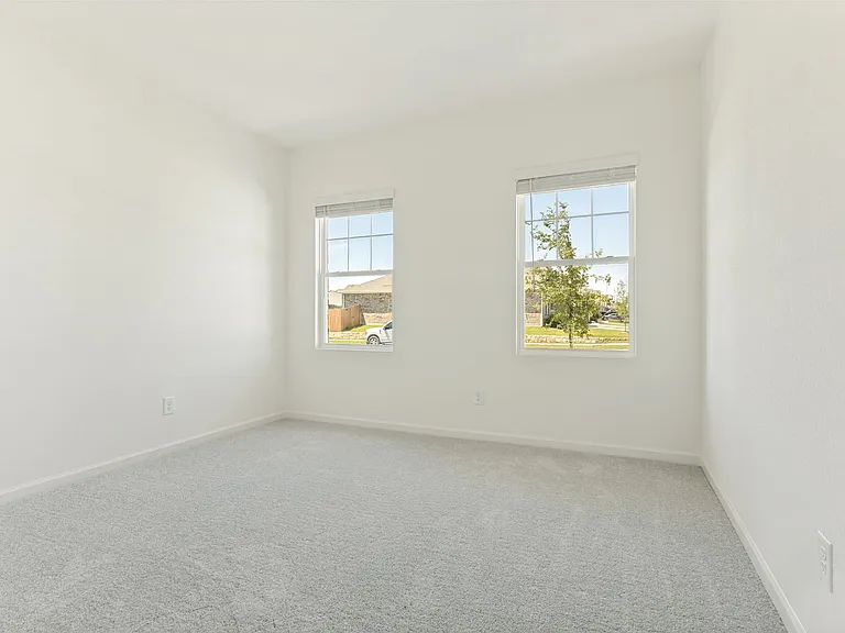 Secondary bedroom 1