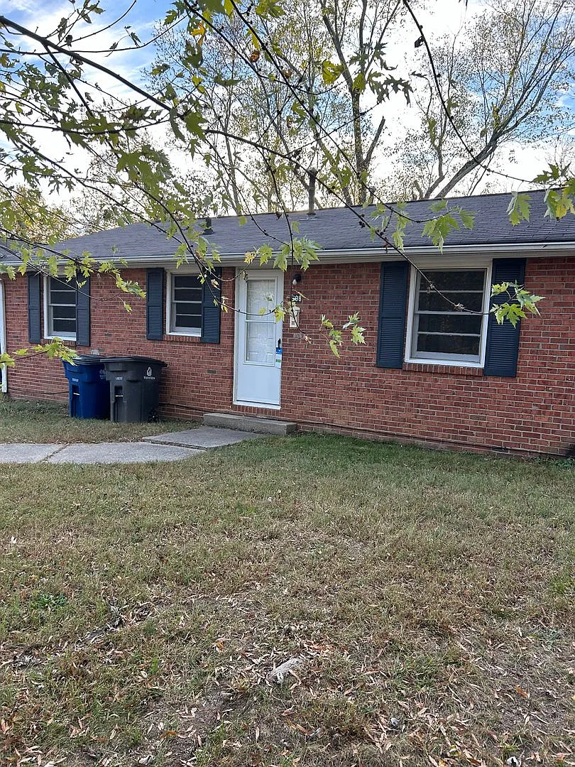 3 Bedroom/ 1 bath Home — Photo 1