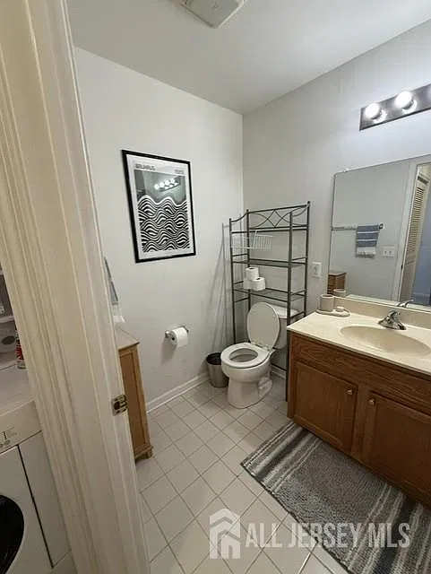 1 bed, 1.0 bath, 880 sqft, $1,800 — Photo 4