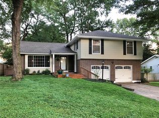 12337 Jackson Ave, Grandview, MO 64030