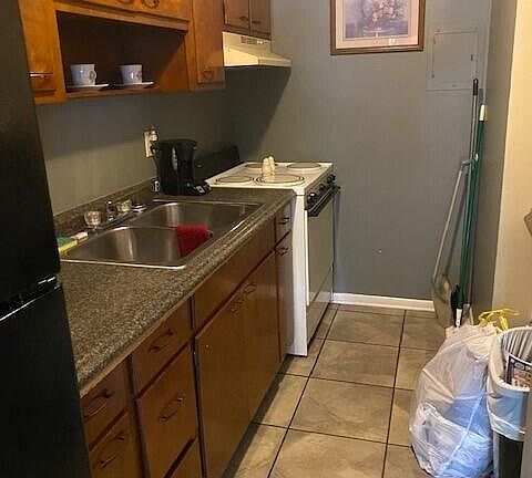 3rd image of 4501 S 6th St APT 56