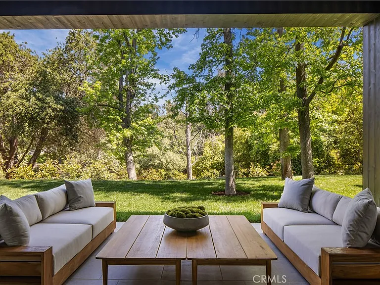 24341 Rolling View Rd — Photo 36