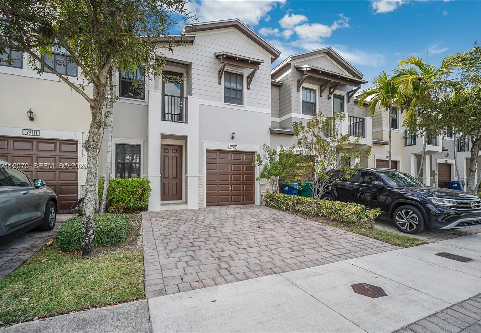 Doral Cay — Photo 3