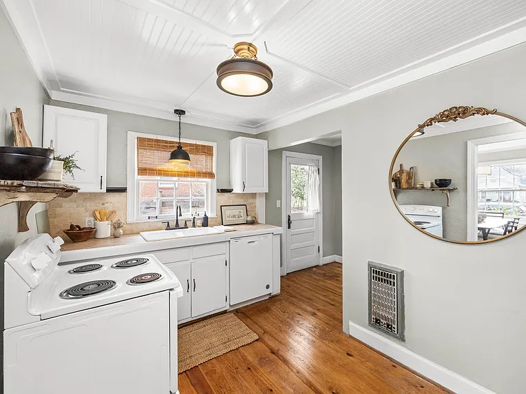 4706 Elkins Ave #A — Photo 4