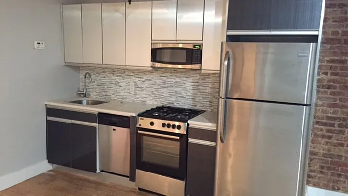 Rented by Nooklyn NYC LLC | media 24