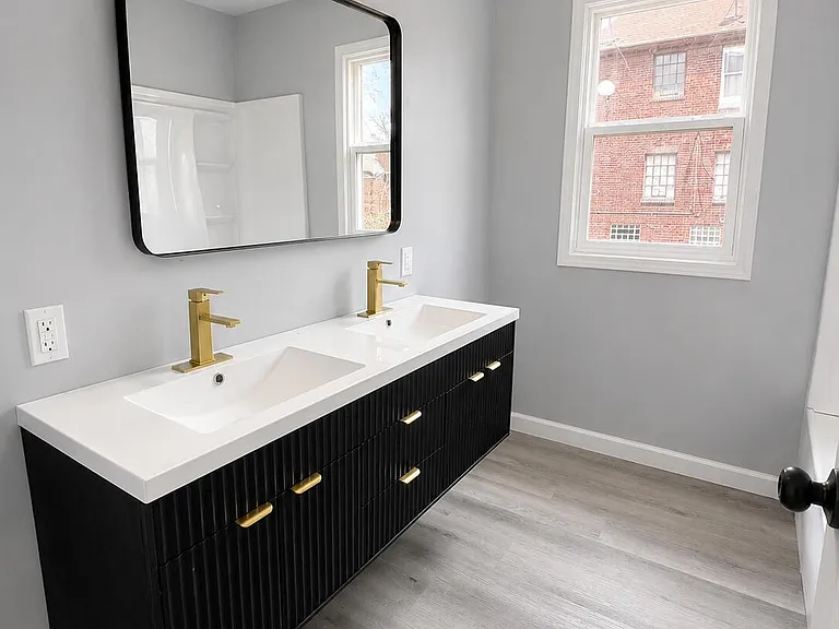 3347 Webb St #1 — Photo 2