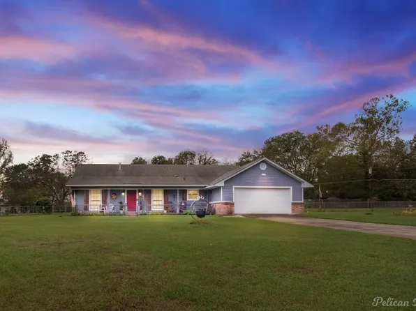 10436 Manchester Ct, Keithville, LA 71047