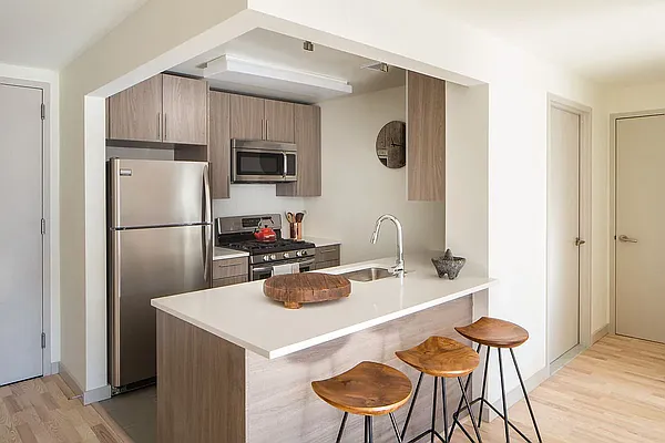 Rented by Domain Companies | media 2