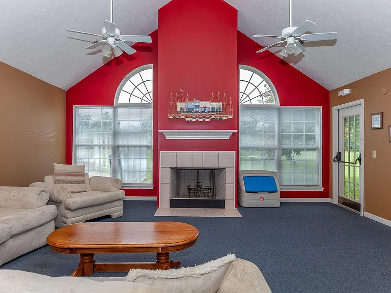 Camby Crossing Apartments — Photo 17