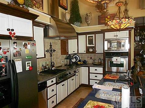 5th image of 2365 Wildwood Ln