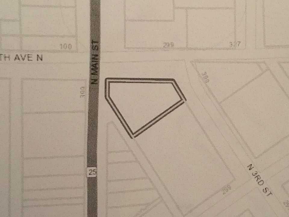 2nd image of 326 Main St