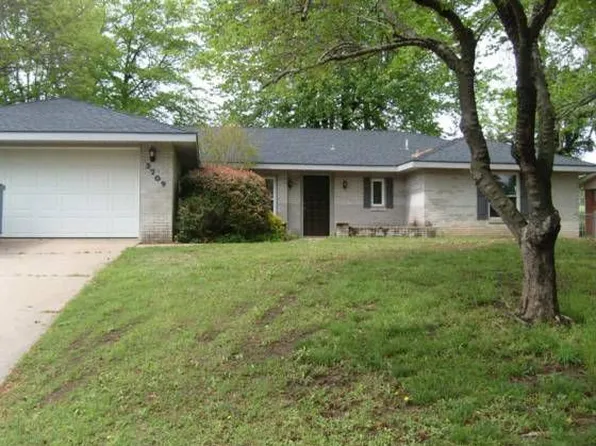 3709 Larkspur Dr, Ponca City, OK 74604