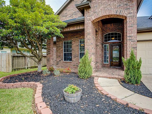 4th image of 21406 Sierra Bend Dr