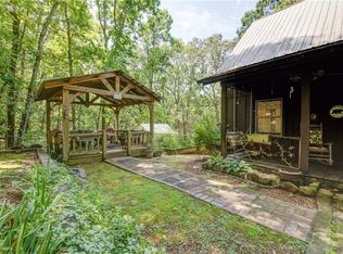 230 Skyview Dr, Clarkesville, GA 30523