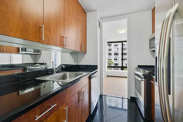 Rented by MNS | media 3