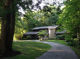 4101 E Old Pine Trl, Midland, MI 48642