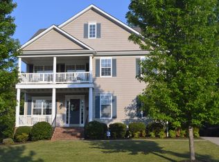 10017 Daufuskie Dr, Charlotte, NC 28278