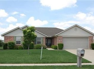 2631 Huntington Dr, Troy, OH