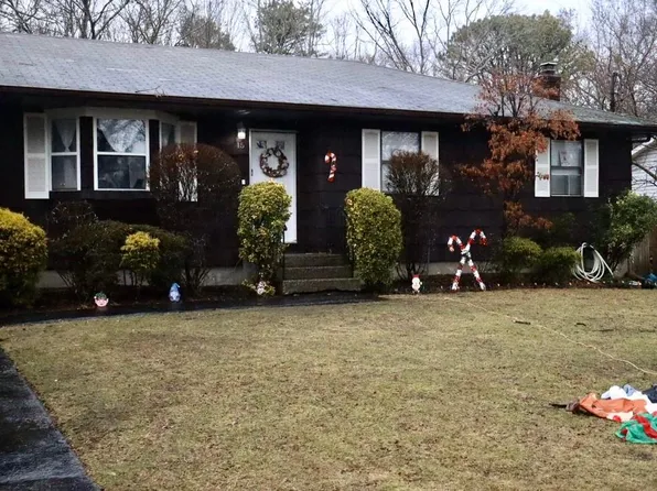 15 Forrestall Drive, Mastic, NY 11950