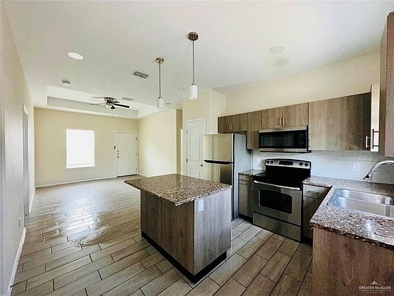 3rd image of 5106 N Hiawatha Dr #1