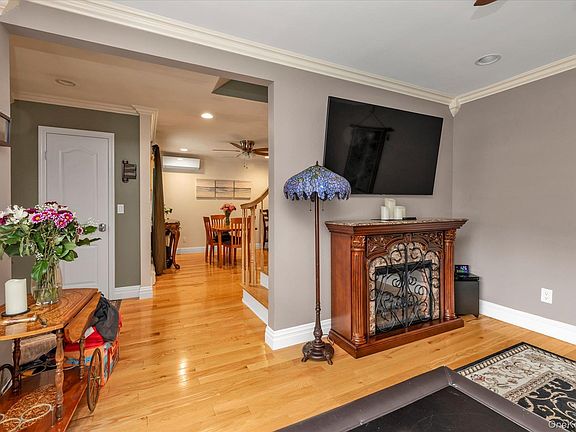 4th image of 1700 Rugby Road