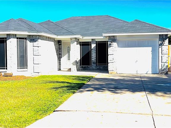 2nd image of 2806 Camino Grande
