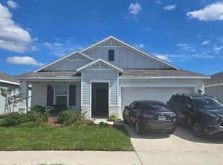 684 Sand Pine Ln, Haines City, FL 33844