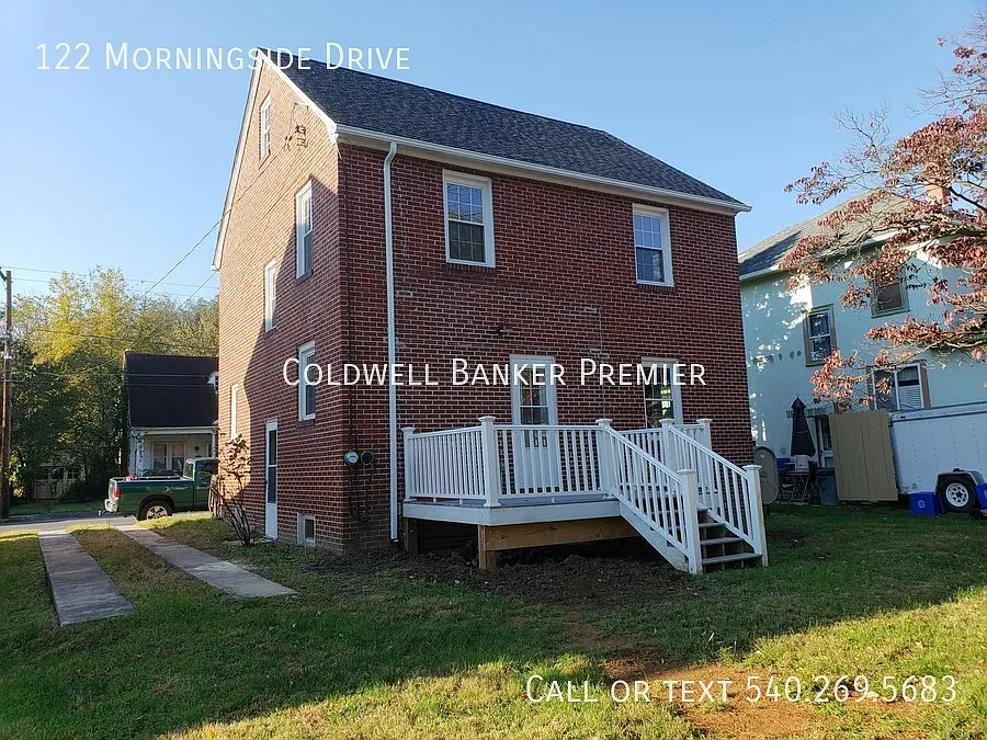 2 Story All Brick Traditional Home in the City of Winchester — Photo 2