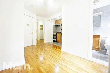 Rented by Mdrn Residential