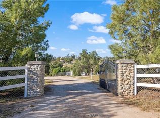 34700 Empty Saddle Trl, Hemet, CA 92544