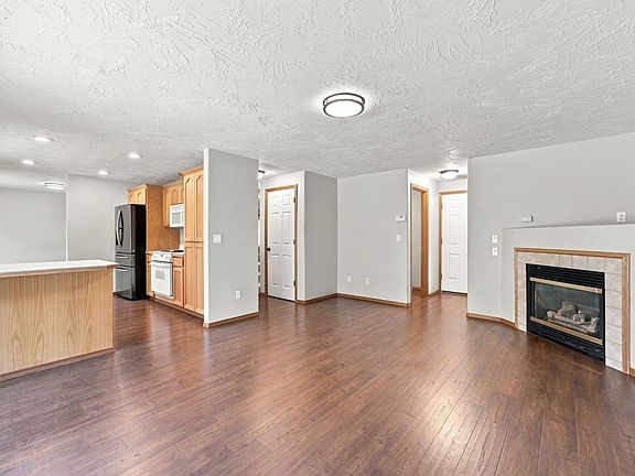 5th image of 13073 Smoke Tree Pl