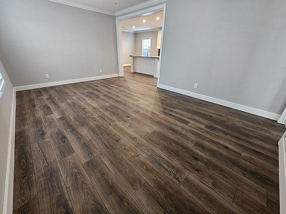 2nd image of 105 Saddle Ranch Dr #463