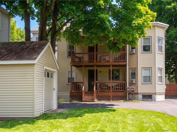 76 Dewey St, Woonsocket, RI 02895