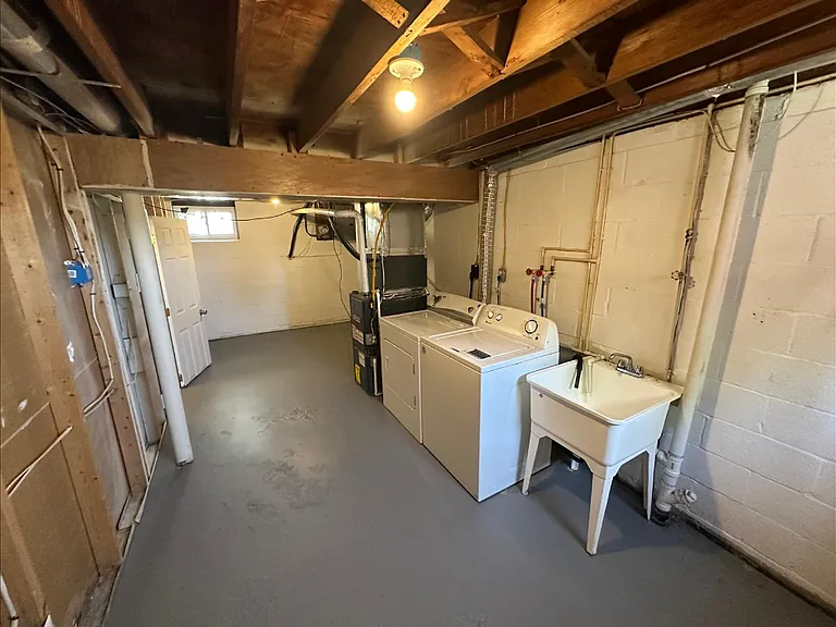 6202 Everall Ave — Photo 23