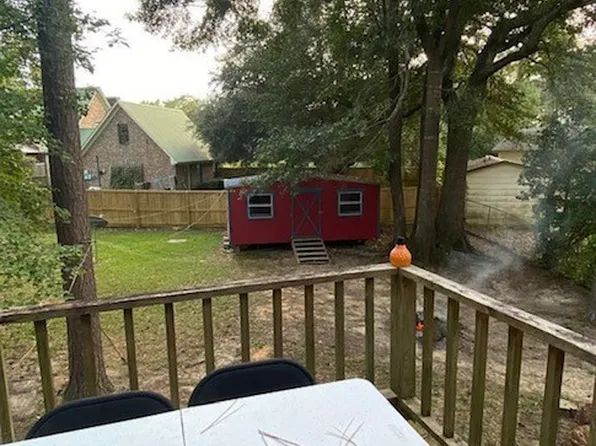 3614 Sunset Dr, Lauderdale, MS 39335