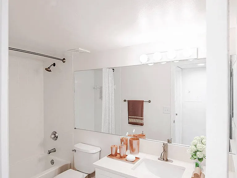 The Enclave Apartments at Waterways — Photo 32