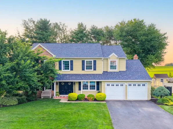 2134 W Wellington Rd, Newtown, PA 18940