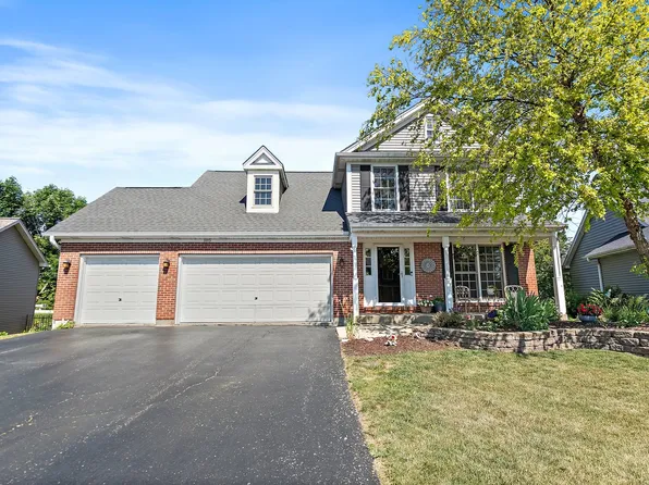 105 Devonshire Dr, Dekalb, IL 60115