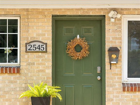 2nd image of 2545 Zenobia Street