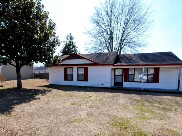 810 Mitwede St SW, Hartselle, AL 35640