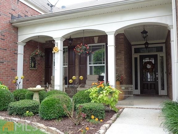 Large, welcoming front porch
