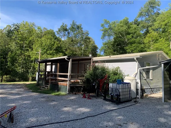 7328 Little Pond Creek Rd, Ravenswood, WV 26164
