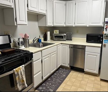 1st image of 67 E Broadway